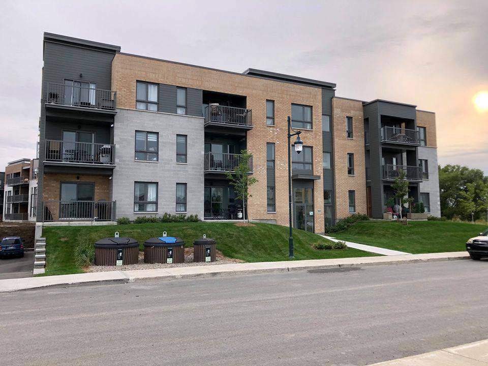 Apartment for rent 5 ½ Terrebonne 108 Rue du DoréJaune Kangalou