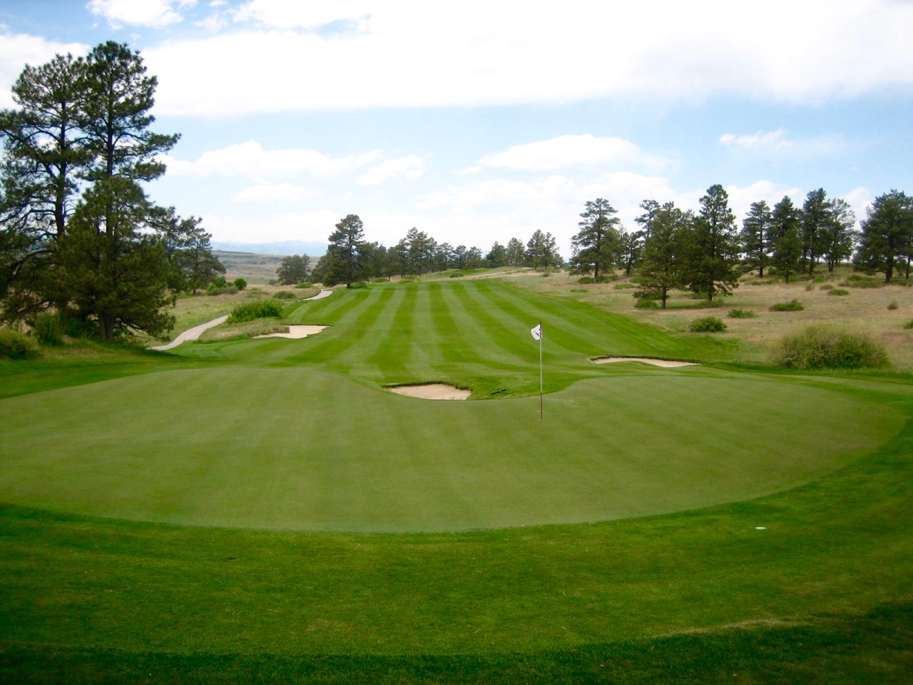 Colorado Golf ClubA Story in Three Acts Feed The Ball