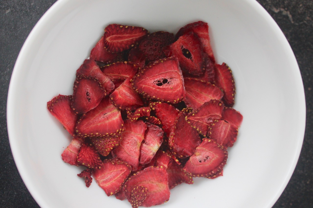 Oven Dried Strawberries Feed Them Wisely