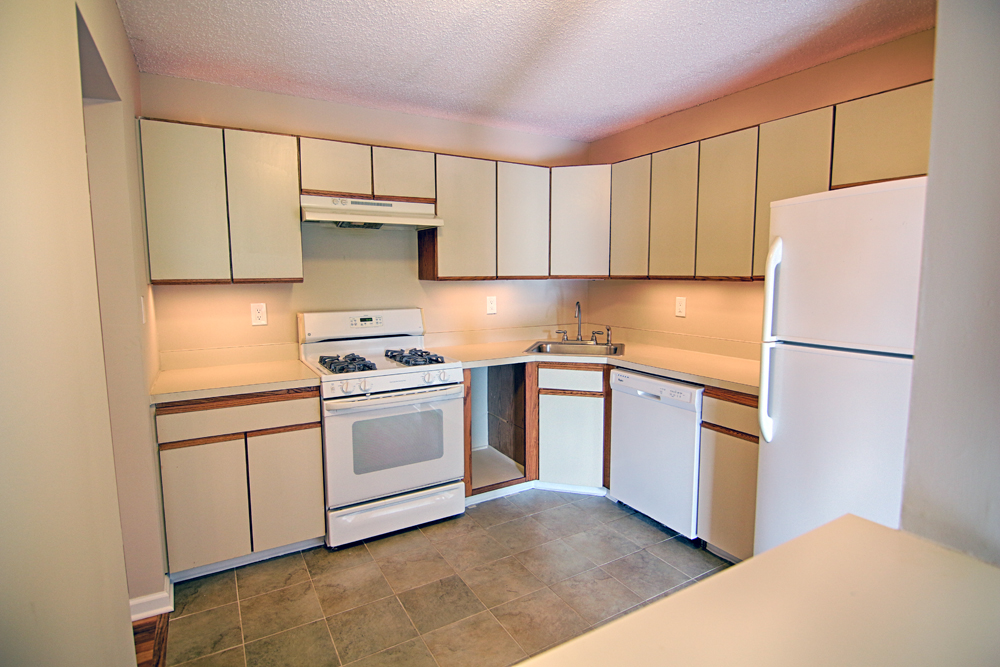 214 Irving Place Basking Ridge (Society Hill) For Rent