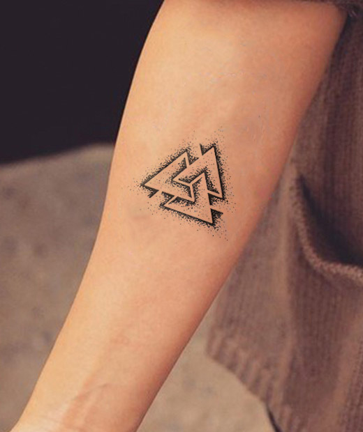 Tatuaje Temporal Valknut - Feel Tattoo 620_x_520_jpg