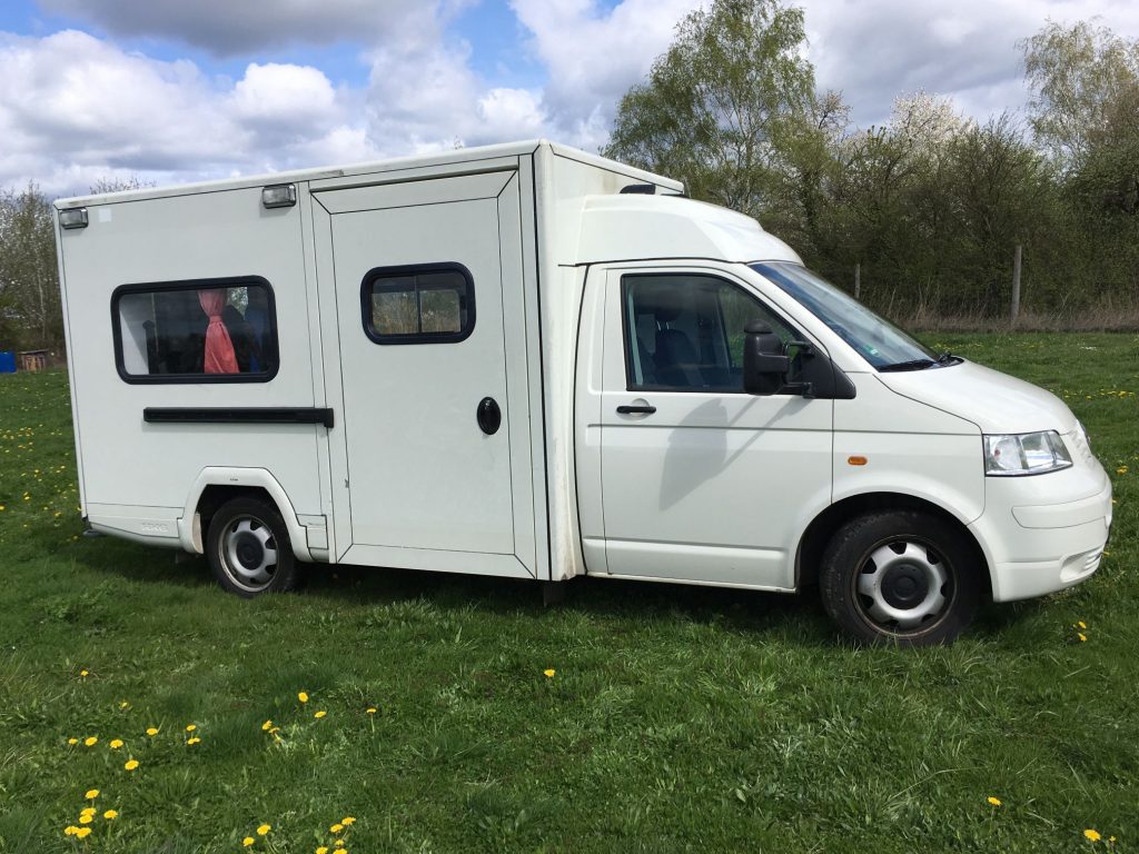 Camper Mieten Berlin FeldgenVan