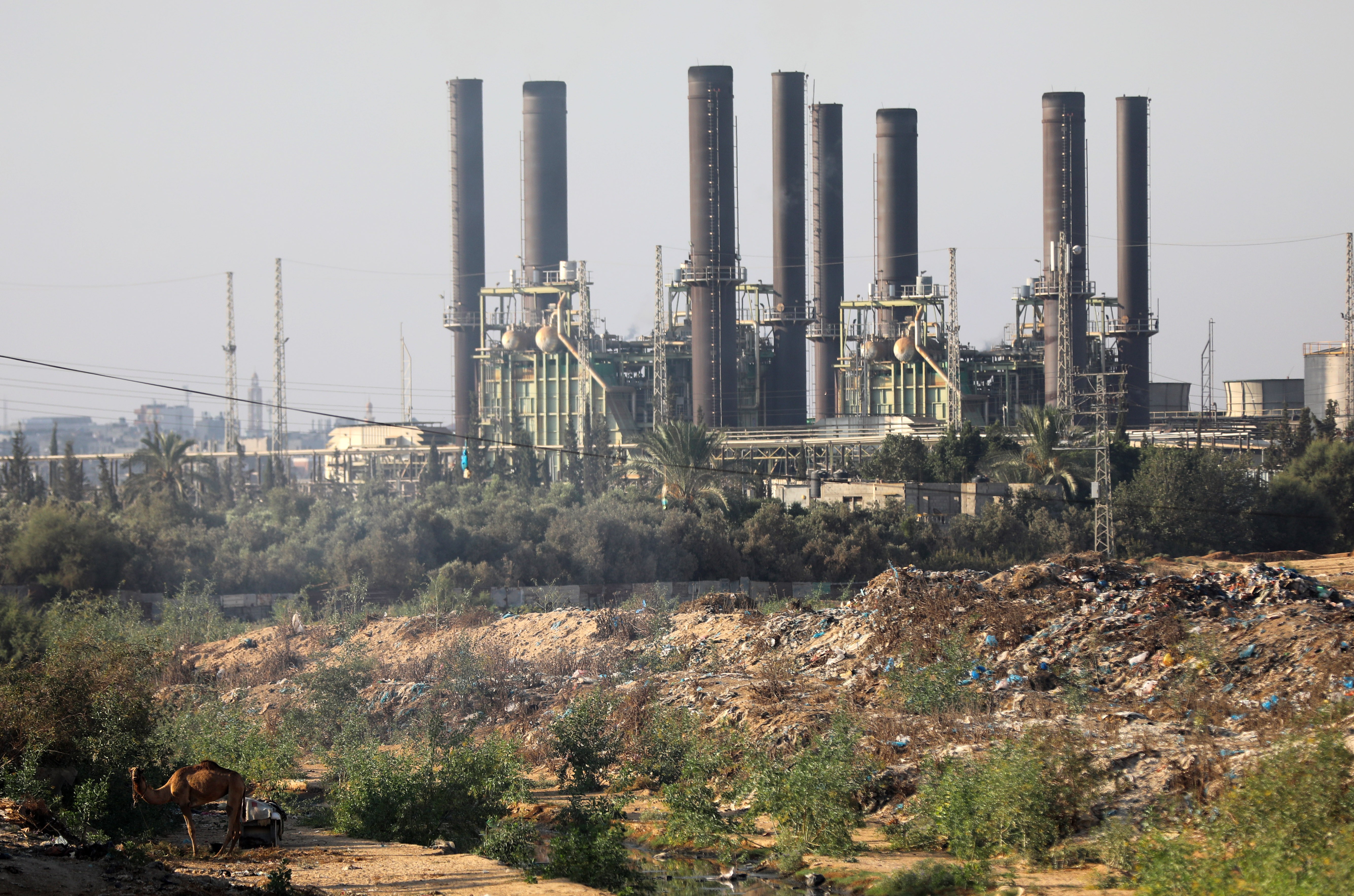 محطة توليد الكهرباء بقطاع غزة قُبيل توقفها فلسطين أون لاين