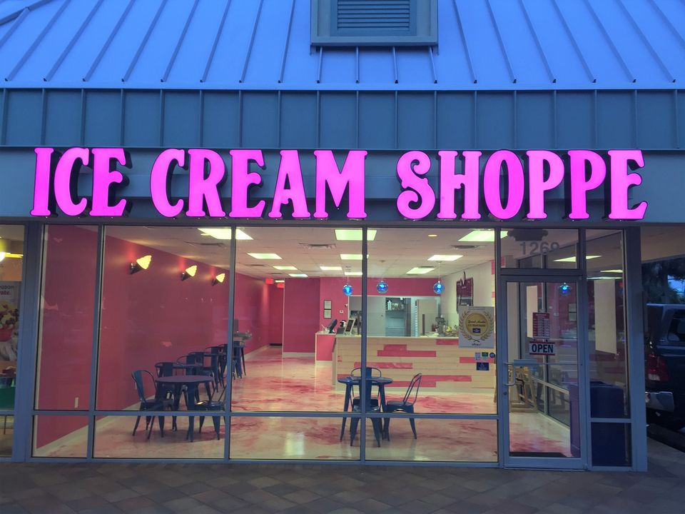 Naples Ice Cream Shoppe Felipe's Backyard Restaurant, Business, and Attraction Guide