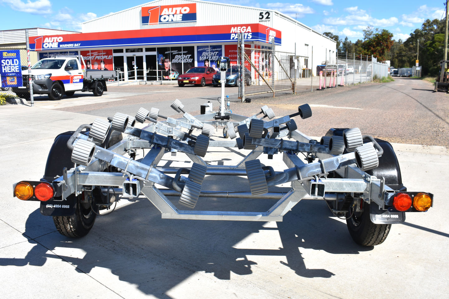 Skids VS Multiroller Trailers What's the Difference? [2021 Guide