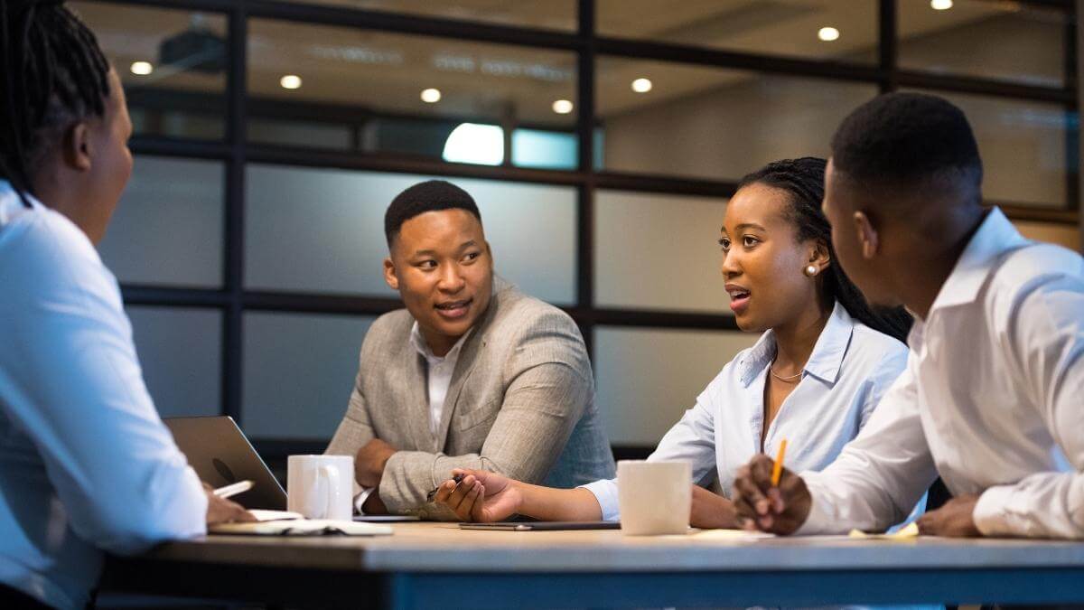 8 Fun Sales Games for Meetings Your Team Should Try Fellow.app