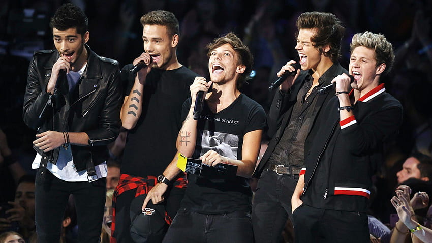 one direction members
members of one direction
one direction band members_ FOUR