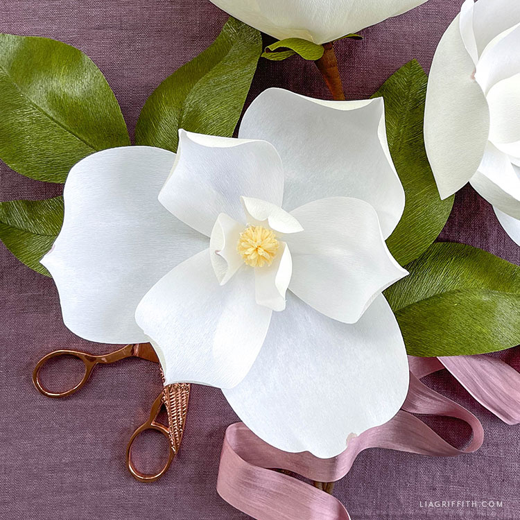 Crepe Paper Magnolia Commercial Use Pattern Felt Paper Scissors