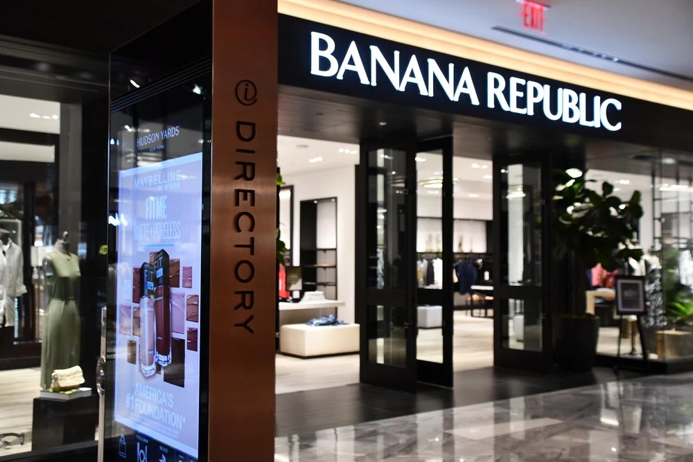 Is Banana Republic Fast Fashion? All You Need to Know.