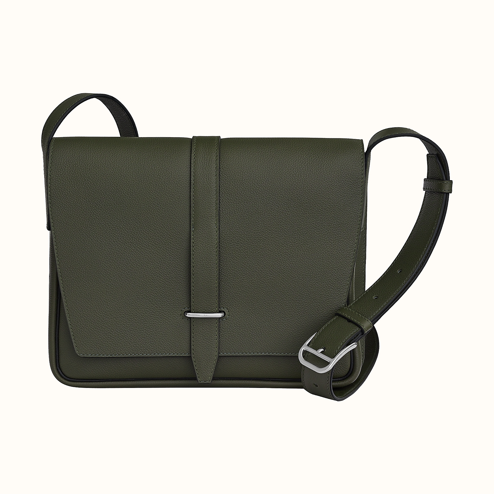 安穩收納你的日常所需，Hermès 釋出中性包款 Steve Light Messenger Bag The Femin