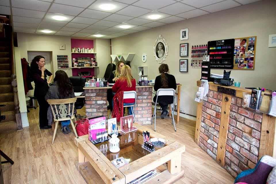 Gallery Feminine Touch Salon (mt) Nails, Beauty, Tanning and