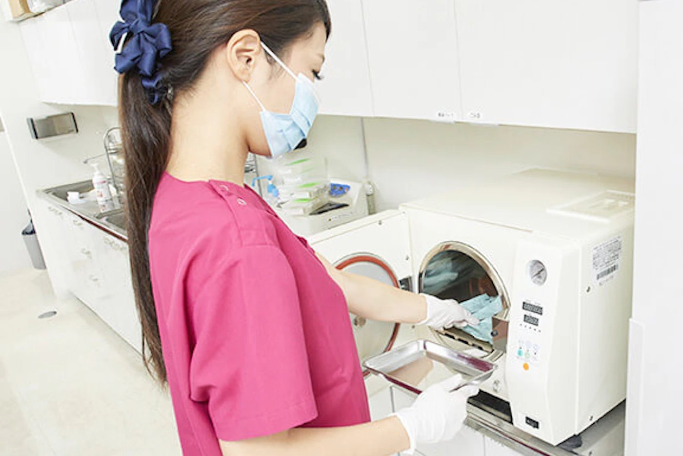 ピアスの穴あけ 【東京4院・大阪3院】美容皮膚科フェミークリニック