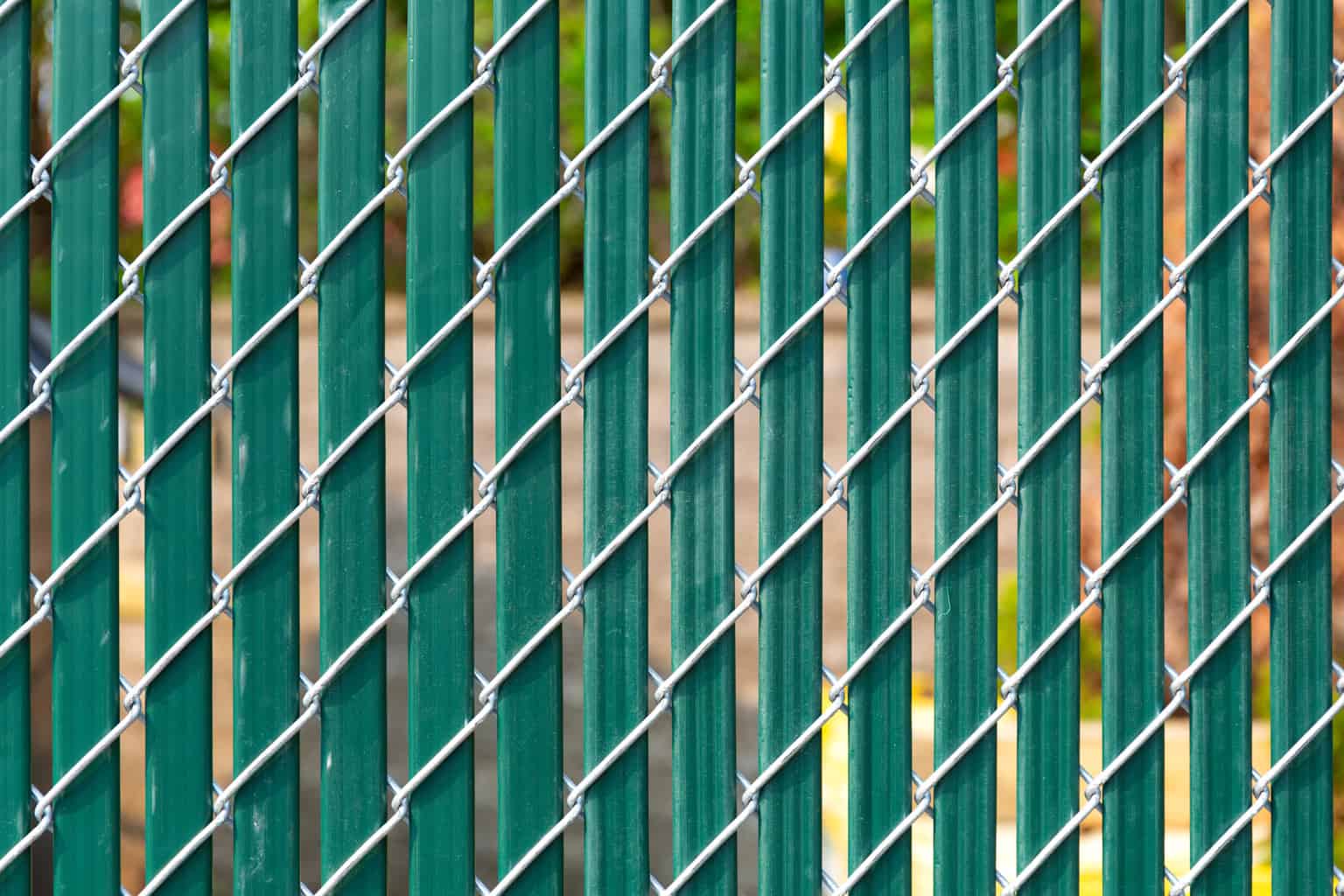 How to Convert a Chain Link Fence Into a Privacy Fence Fence Frenzy