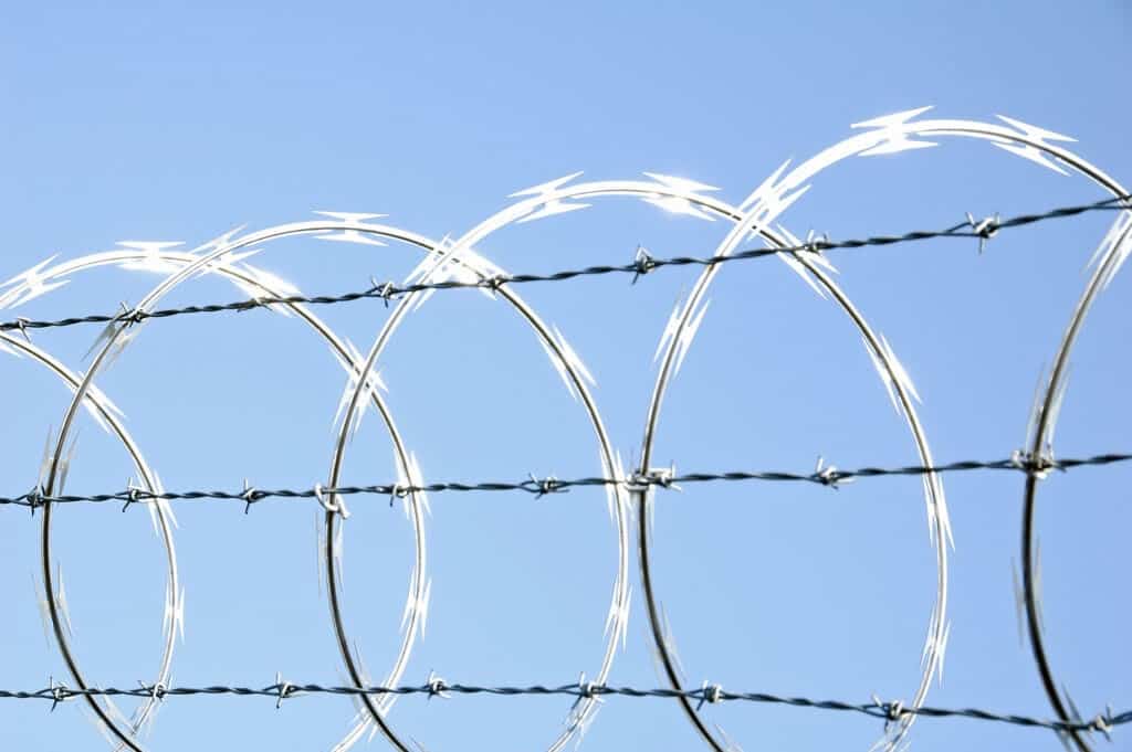 How Long Barbed Wire Lasts Life Expectancy Reference Chart Fence Frenzy