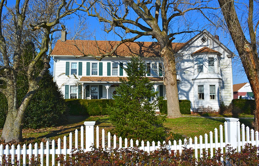 How To Choose Colorbond Fence Colours?