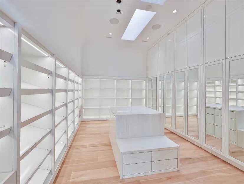 Master WalkIn White Closet with Mirrors and Island FengFa™ Kitchen