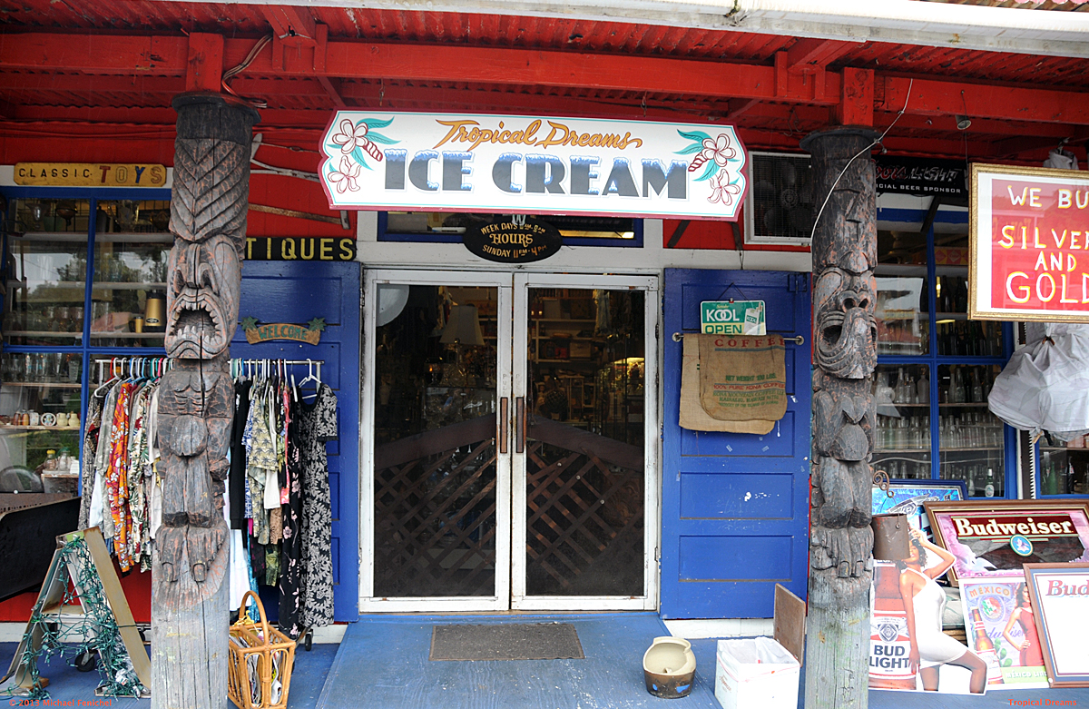 Photography by Fenichel Kealakekua AmeriKona