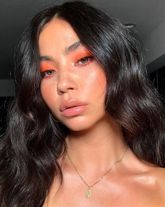 Summer Makeup Trend The Shiny Orange Looks