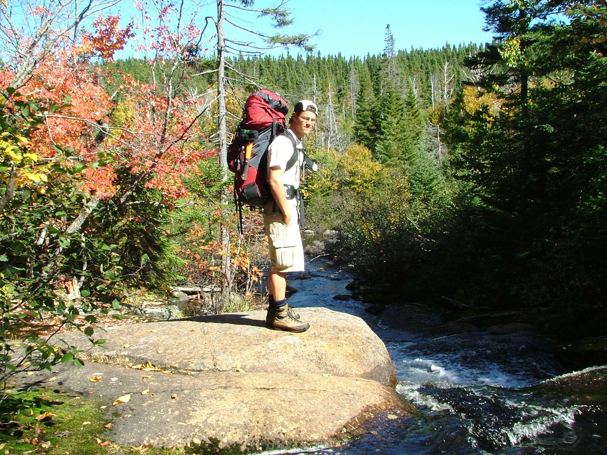 Sentiers pédestres Fjord du Saguenay. Nombreux sentiers pédestres de
