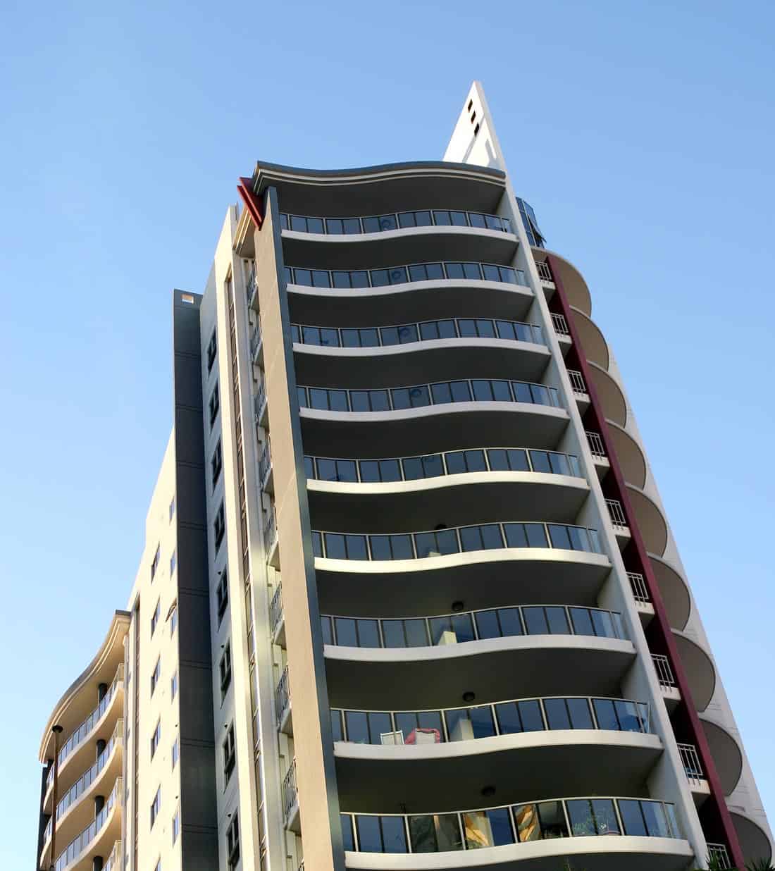 Metropolis Iron Chow Apartments