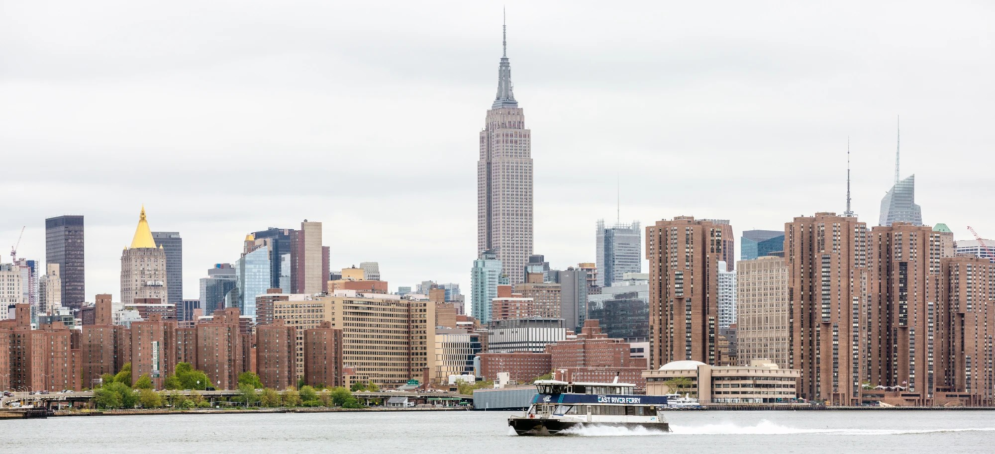 East River Ferry Schedule & Guide (2023)