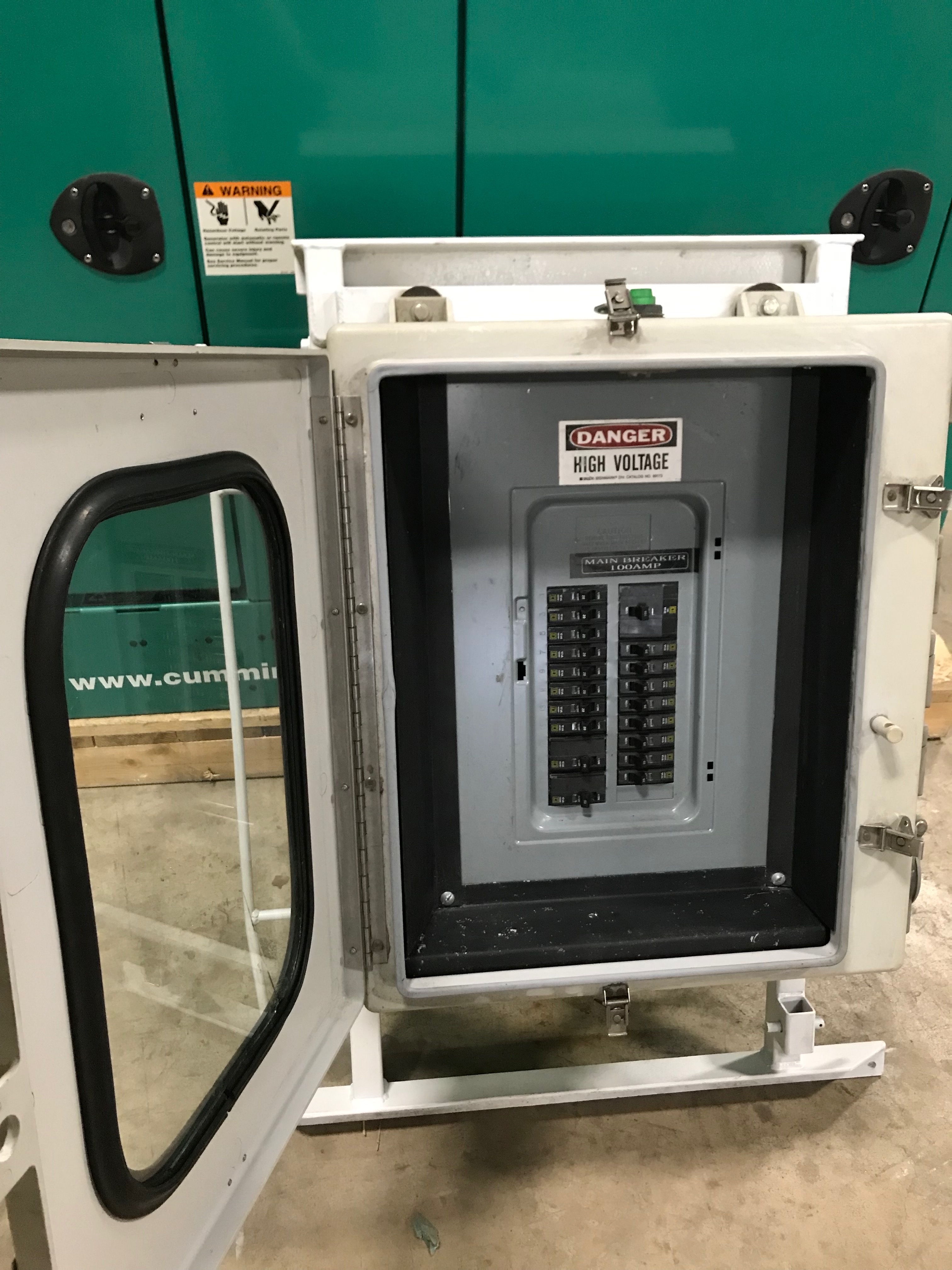 100 Amp Portable Distribution Panel Fetting Power, Inc.
