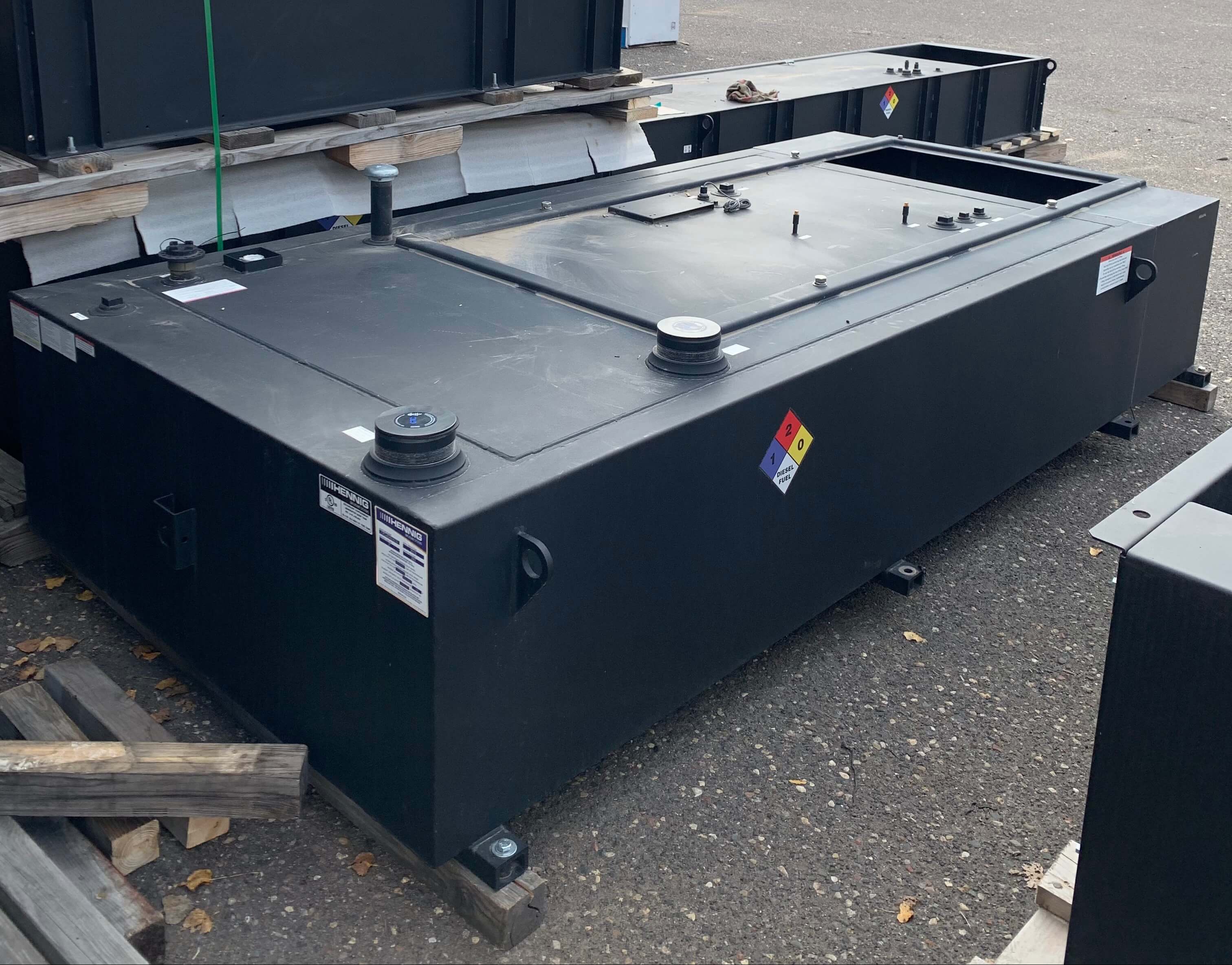 New 683 Gallon Hennig Dual Wall Diesel Subbase Generator Fuel Tank P