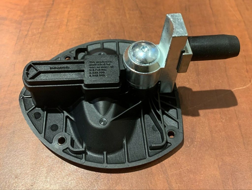 New Genuine OEM Cummins Kohler Generator Door Latch T Handle 0406