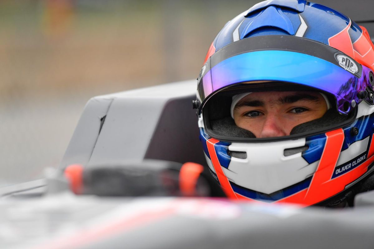 OLIVER CLARKE DIGS DEEP TO SCORE CAREERBEST F4 UNITED STATES CHAMPIONSHIP FINISH Fewkes Sport