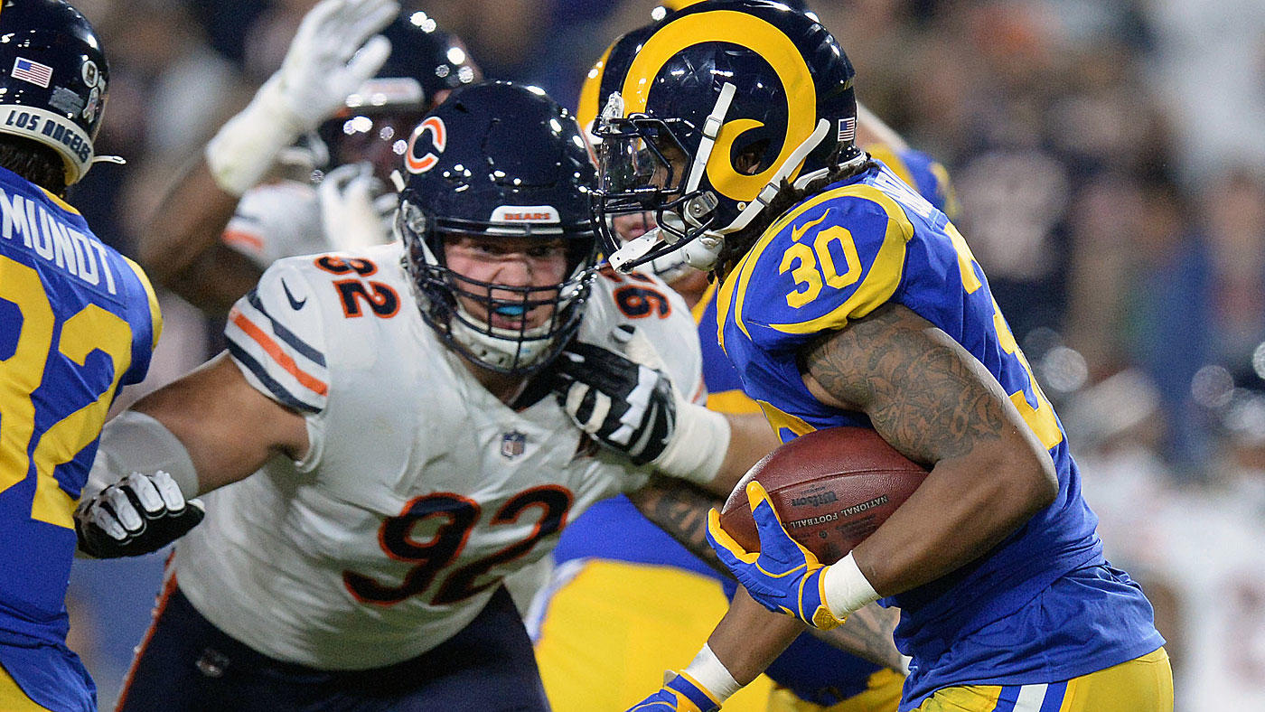 Sloppy Rams Beat Even Sloppier Bears on Sunday Night