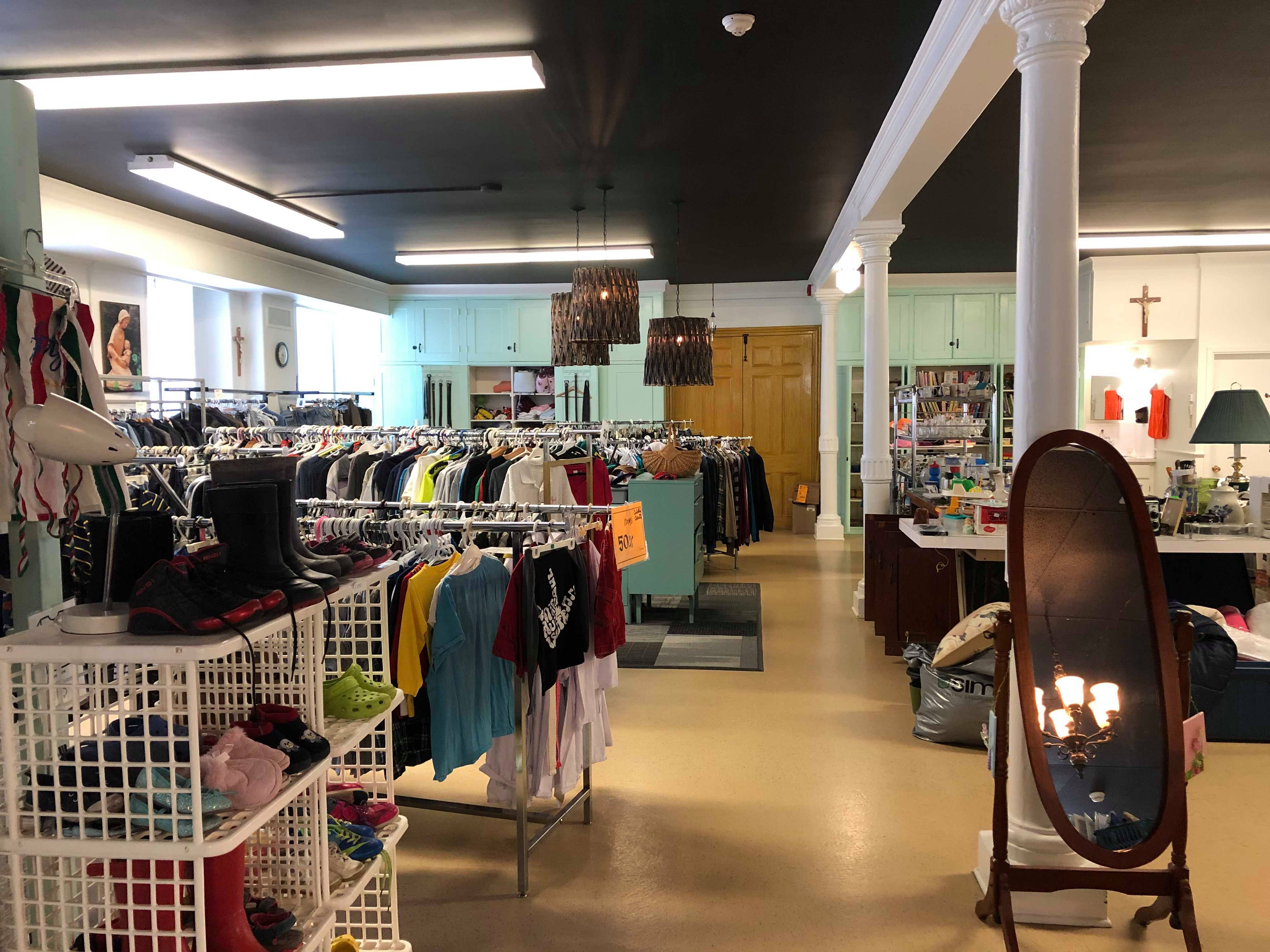 Friperie La Commode Services offerts Maison MèreMallet Fondation