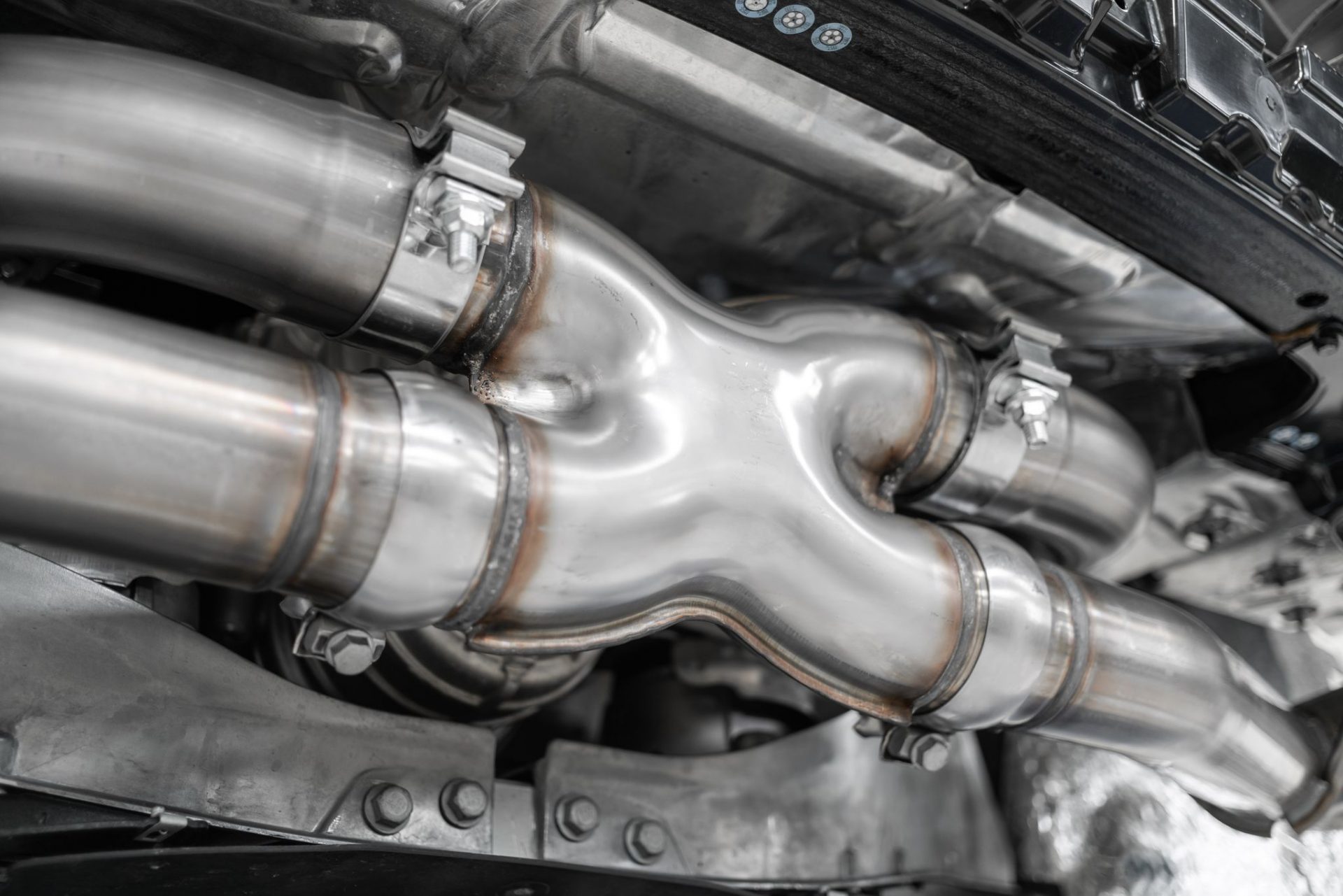 MBRP 20202024 Chevrolet Corvette C8 3" CatBack Quad Rear Exit Exhaust