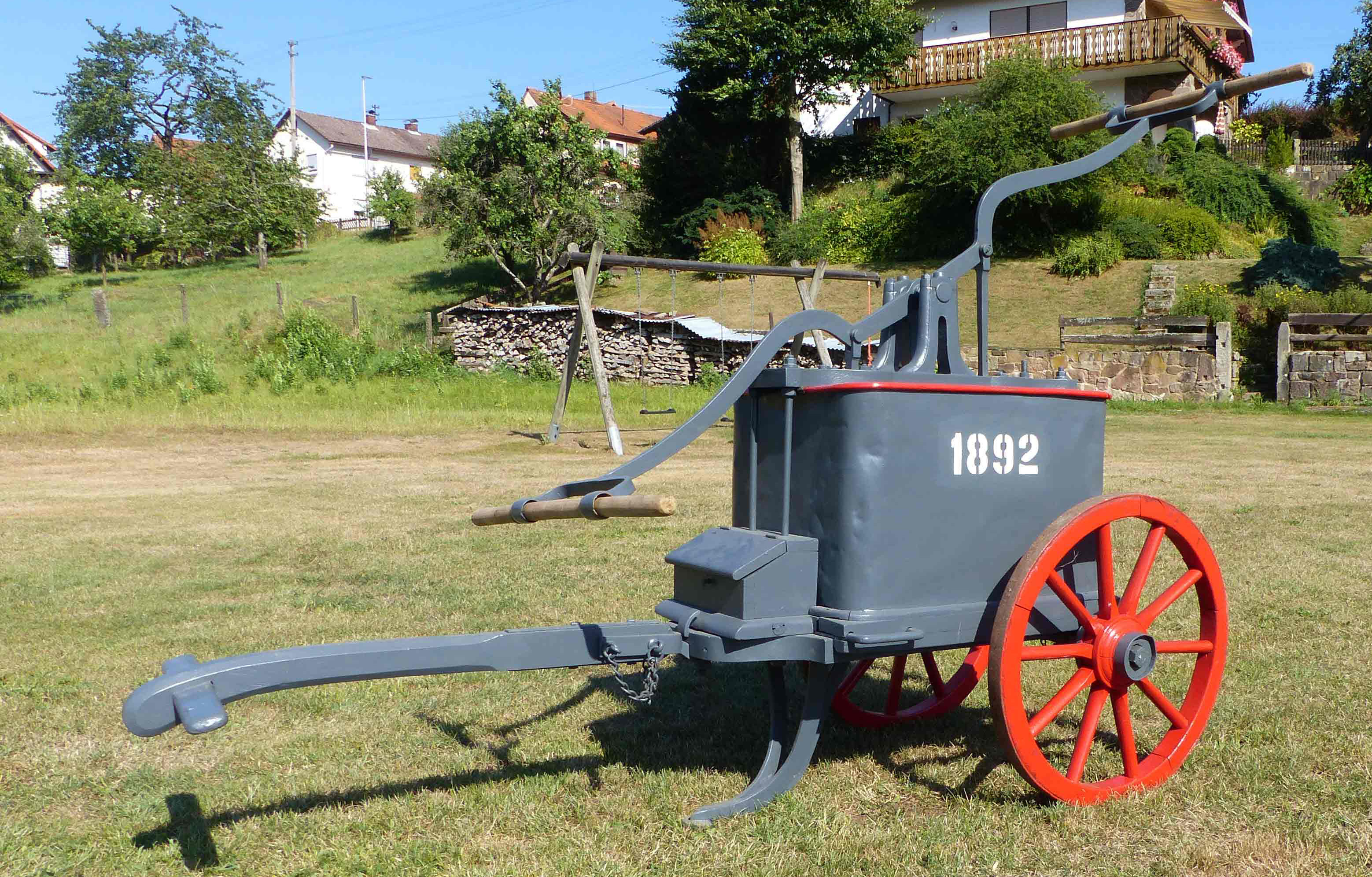 Ehemalige Fahrzeuge und Geräte Freiweillige Feuerwehr Riedenberg (Rhön)