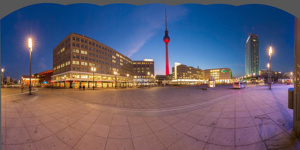 fhmedien.de Berlin, Alexanderplatz, Skyline, Panorama, blaue Stunde