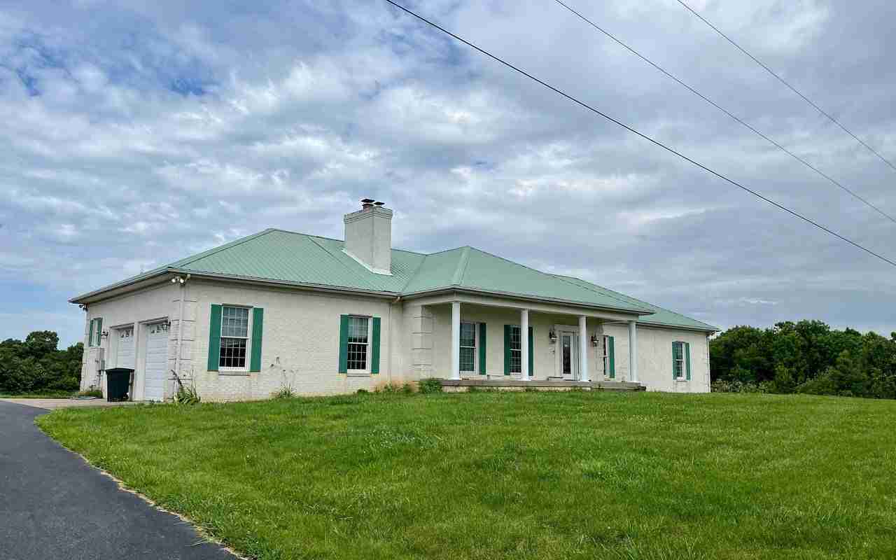 783 Lawerence Hayes Road, Caneyville KY 42721 FHRA, Inc. Real Estate and Auction Services Kentucky