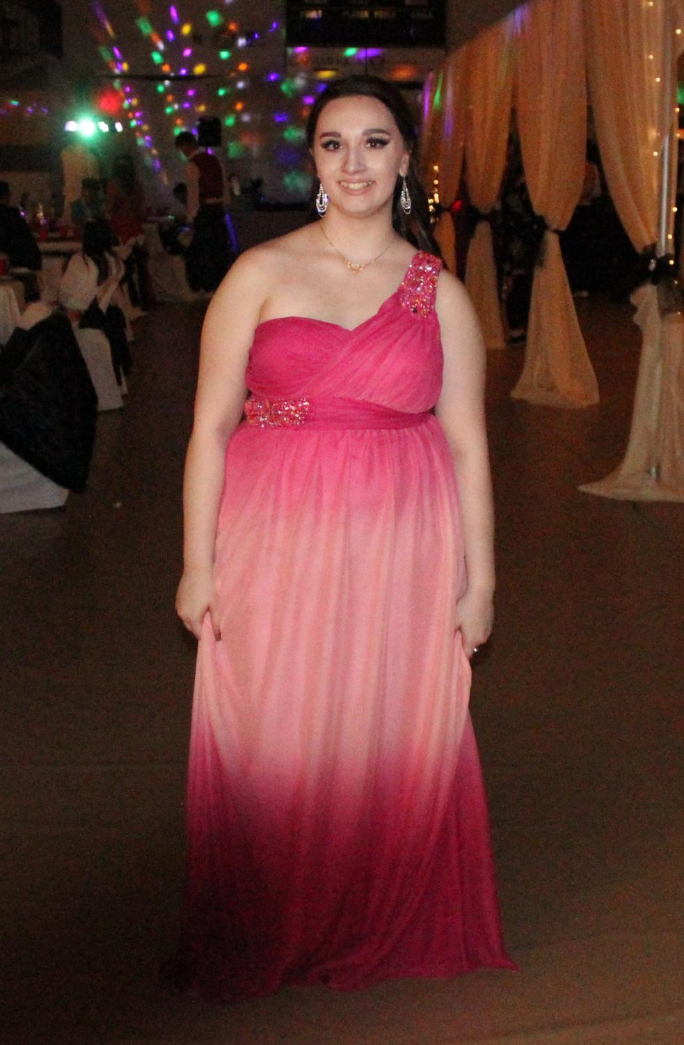 A Prom Night Dripping in Luxury! Scratch Pad