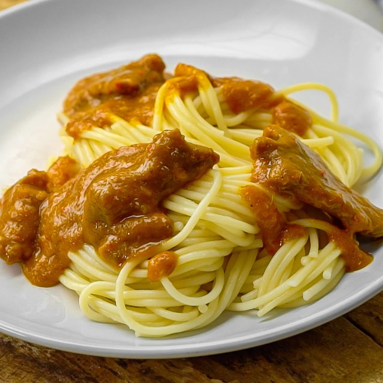 Resep Spaghetti Rendang Tanpa Santan Creamy Pedas FiberCreme