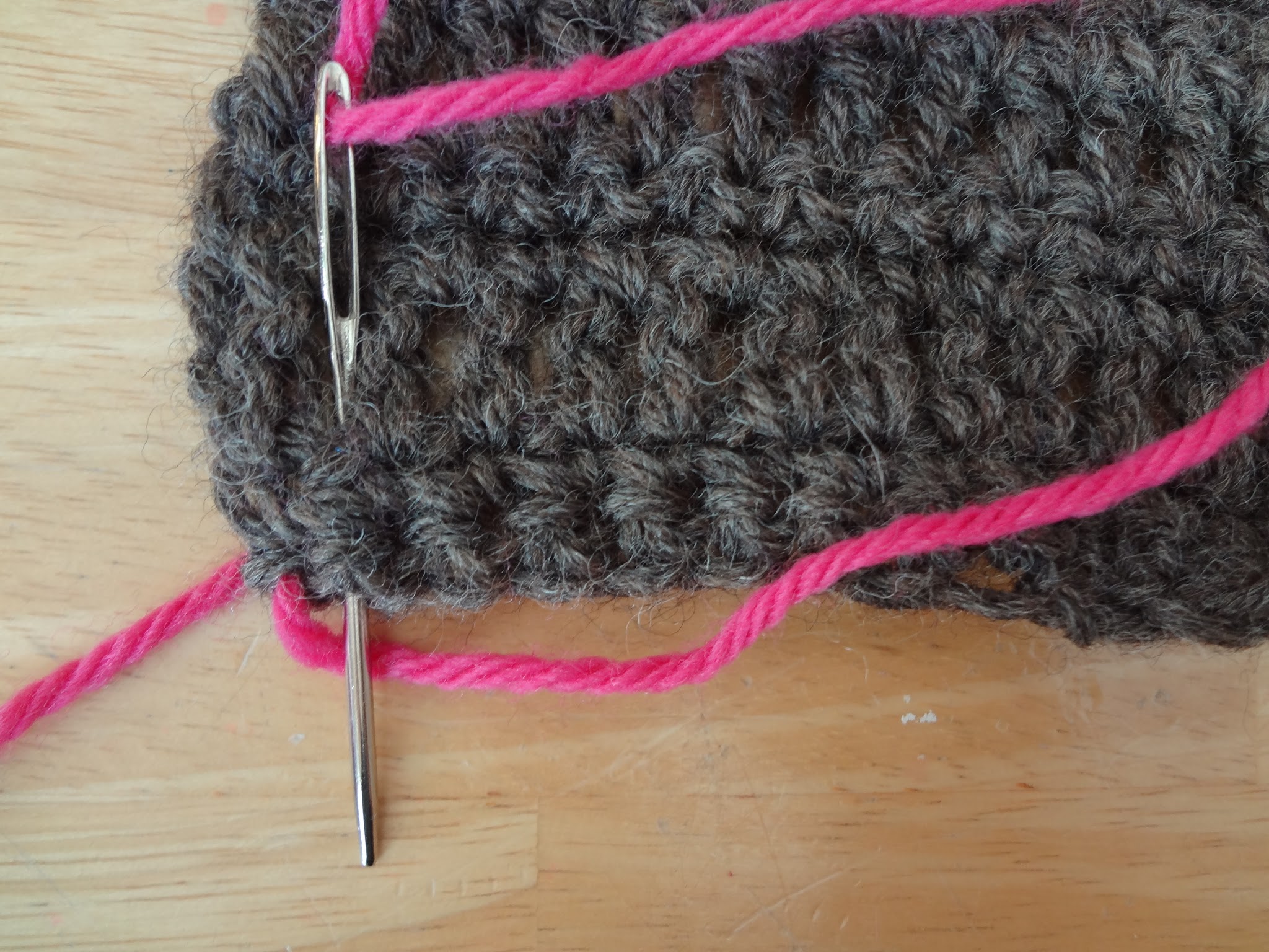 How to embroider blanket stitch edging