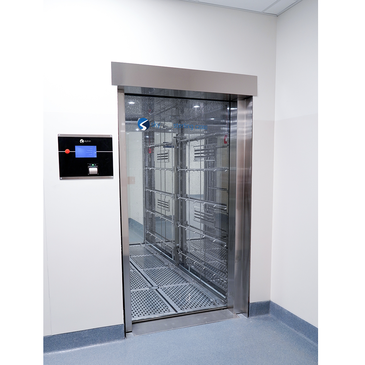 Sterling C2000 Cart Washer High Throughput and Low Noise Level