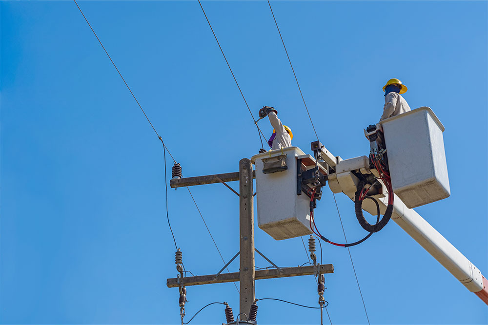 Improving Utility Pole Inspections and Maintenance Fielda