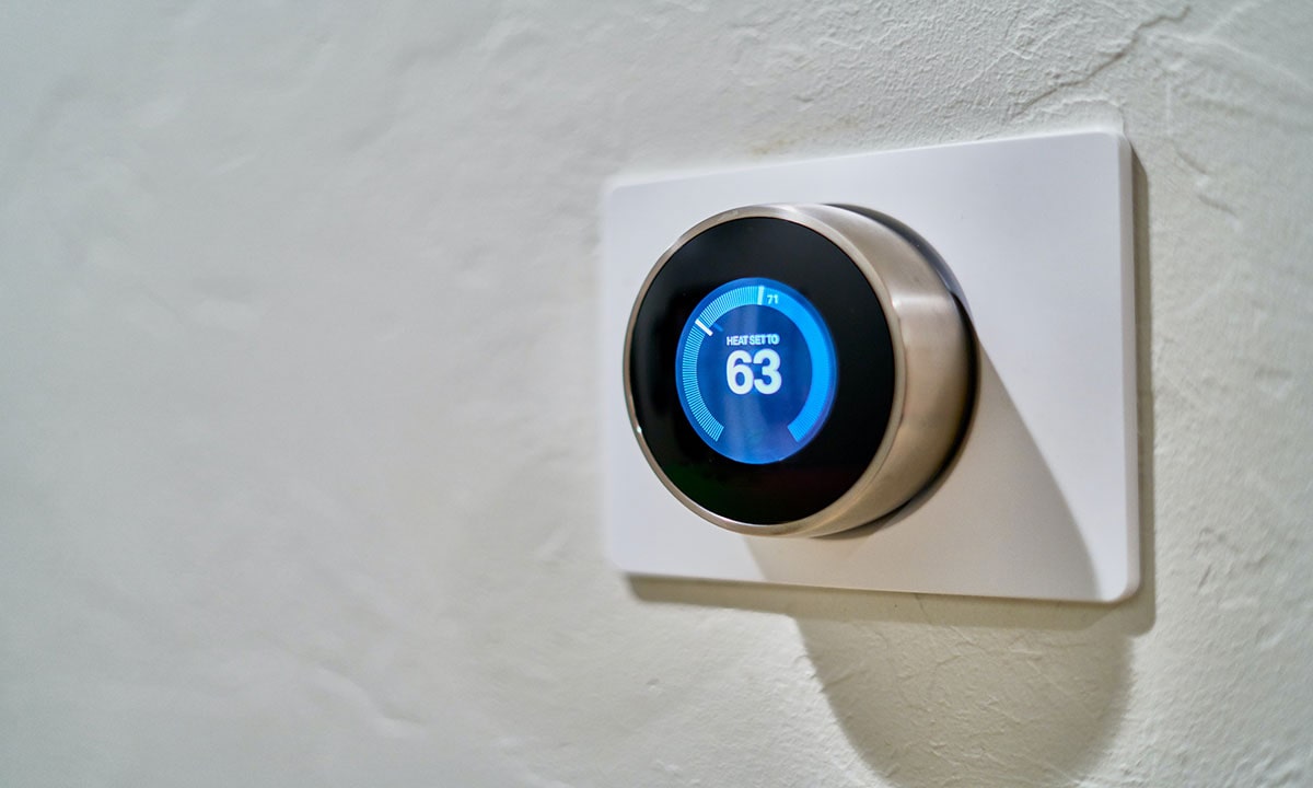 Benefits of Programmable Thermostats FieldEdge