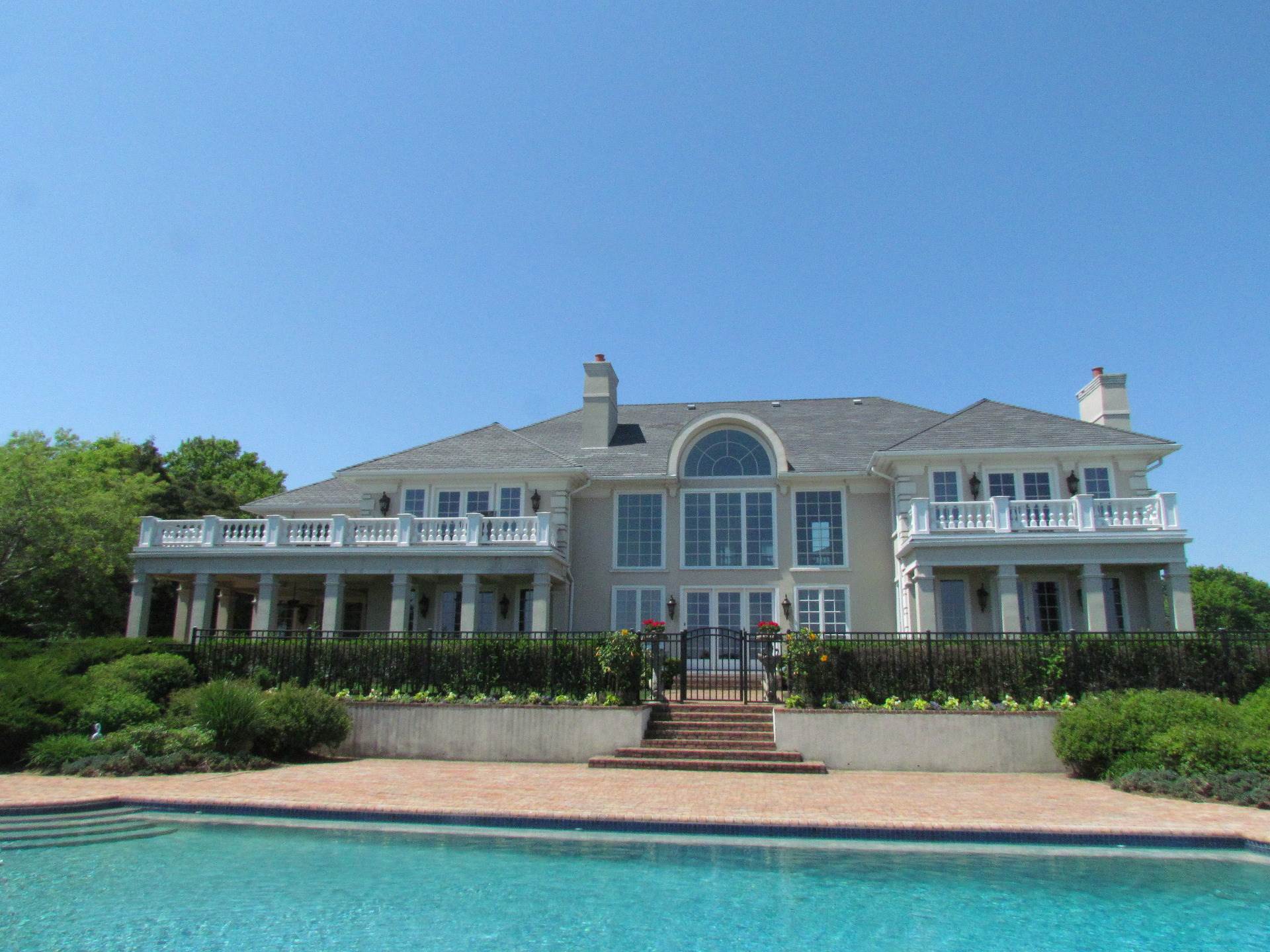 Estates Old Westbury Fields of Green