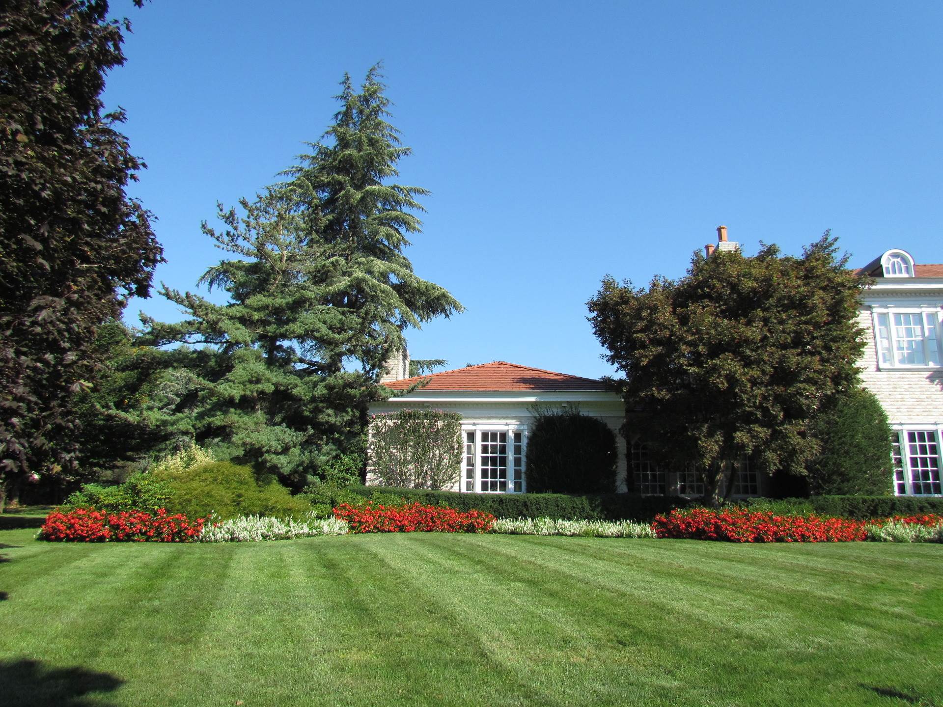 Estates Old Westbury Fields of Green
