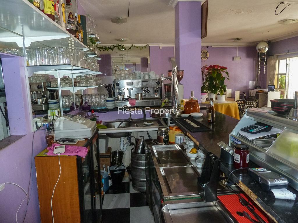 Large Restaurant / cafe bar in Fuengirola Port, Costa del Sol Fiesta Property