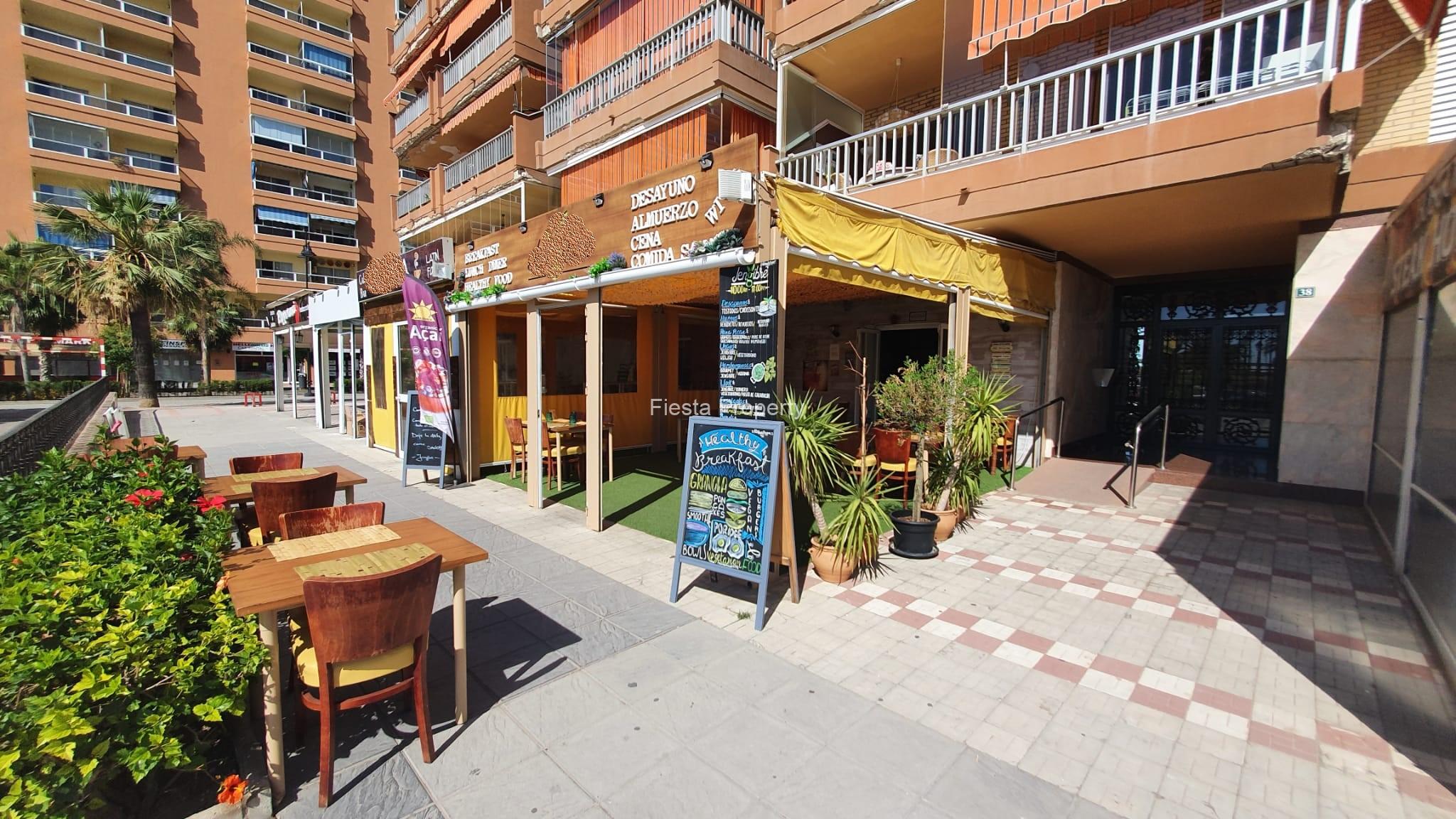 FANTASTIC CAFE BAR IN THE PASEO MARITIMO FUENGIROLA, COSTA DEL SOL
