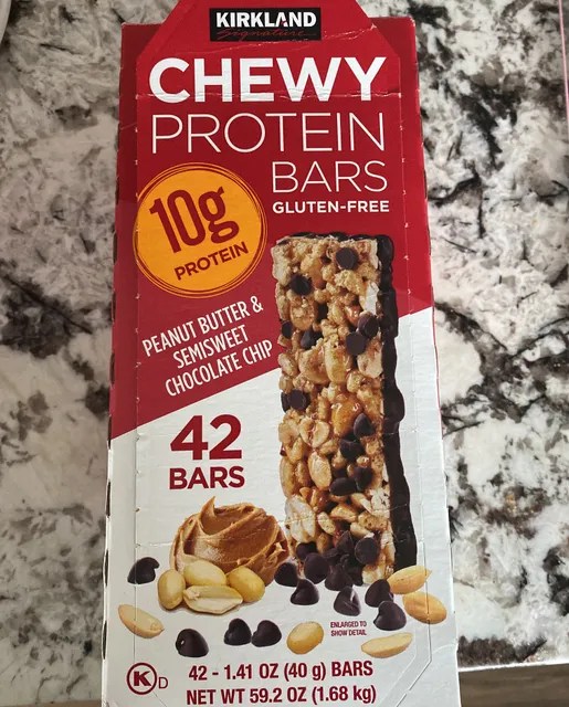 Kirkland Signature Chewy Protein Bars Peanut Butter & Semisweet