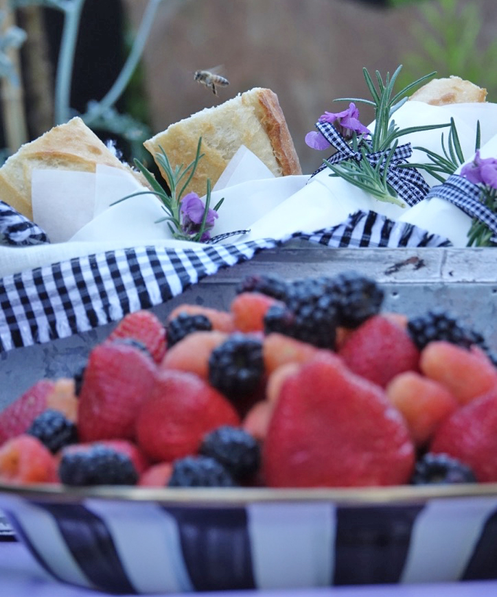 Lunch…Garden Style! Fig and Twigs