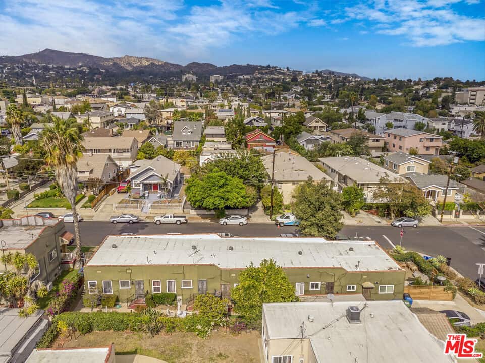 4404 Clayton Avenue Figure 8 Realty