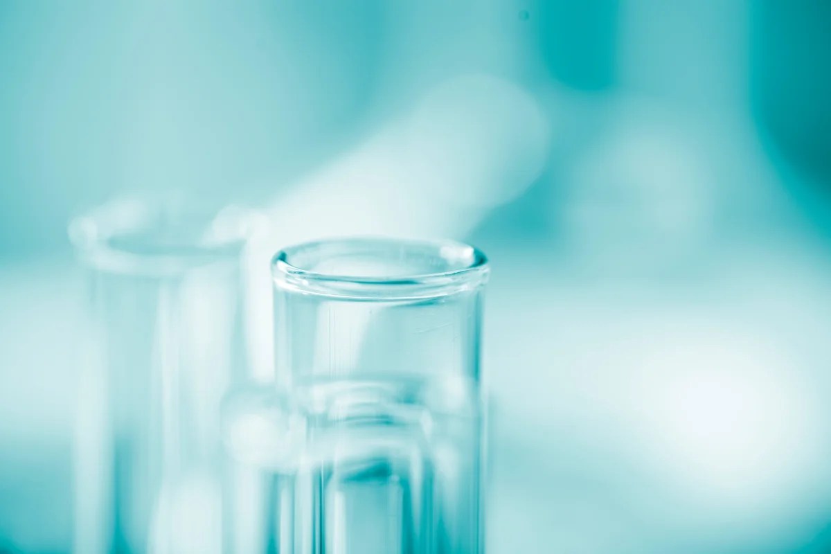 Laboratoire d'analyses industrie pharmaceutique Lyon