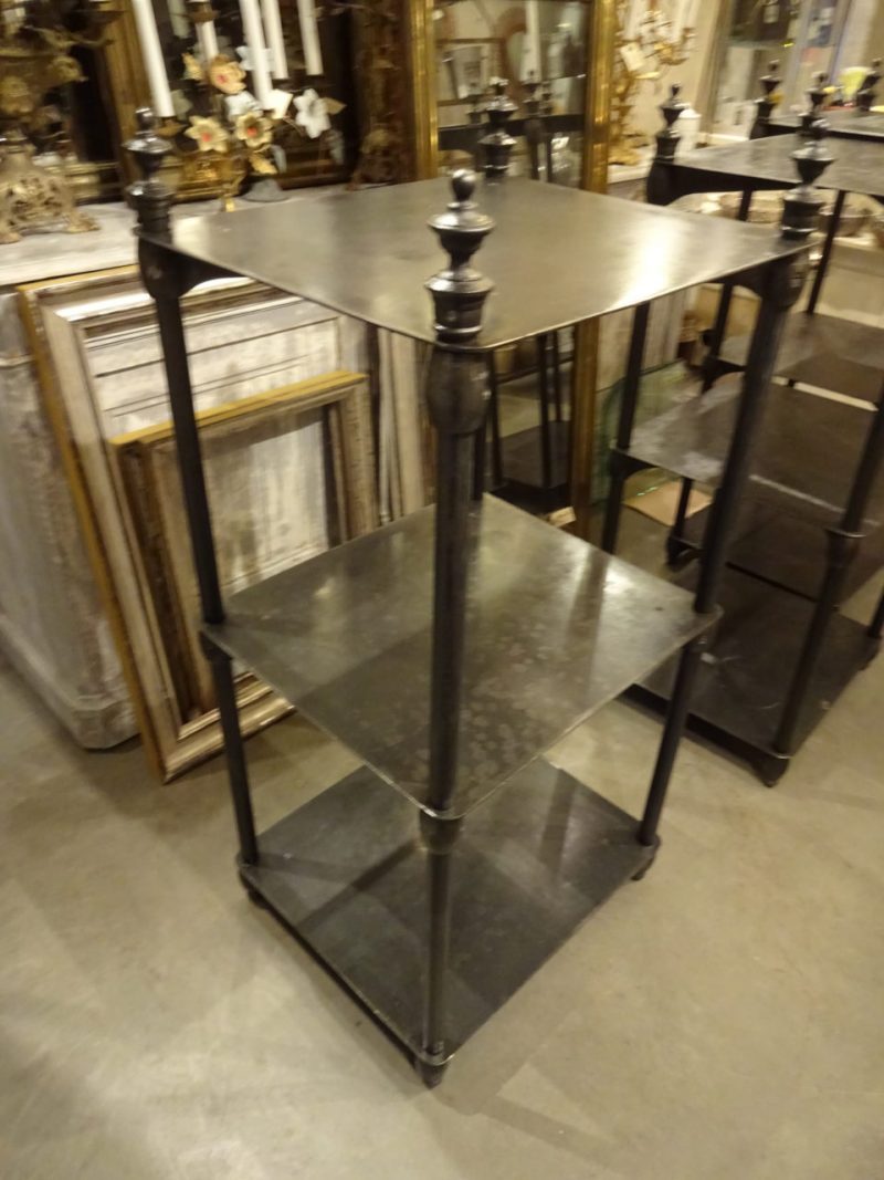 Metal Shelving Unit Fil De Fer